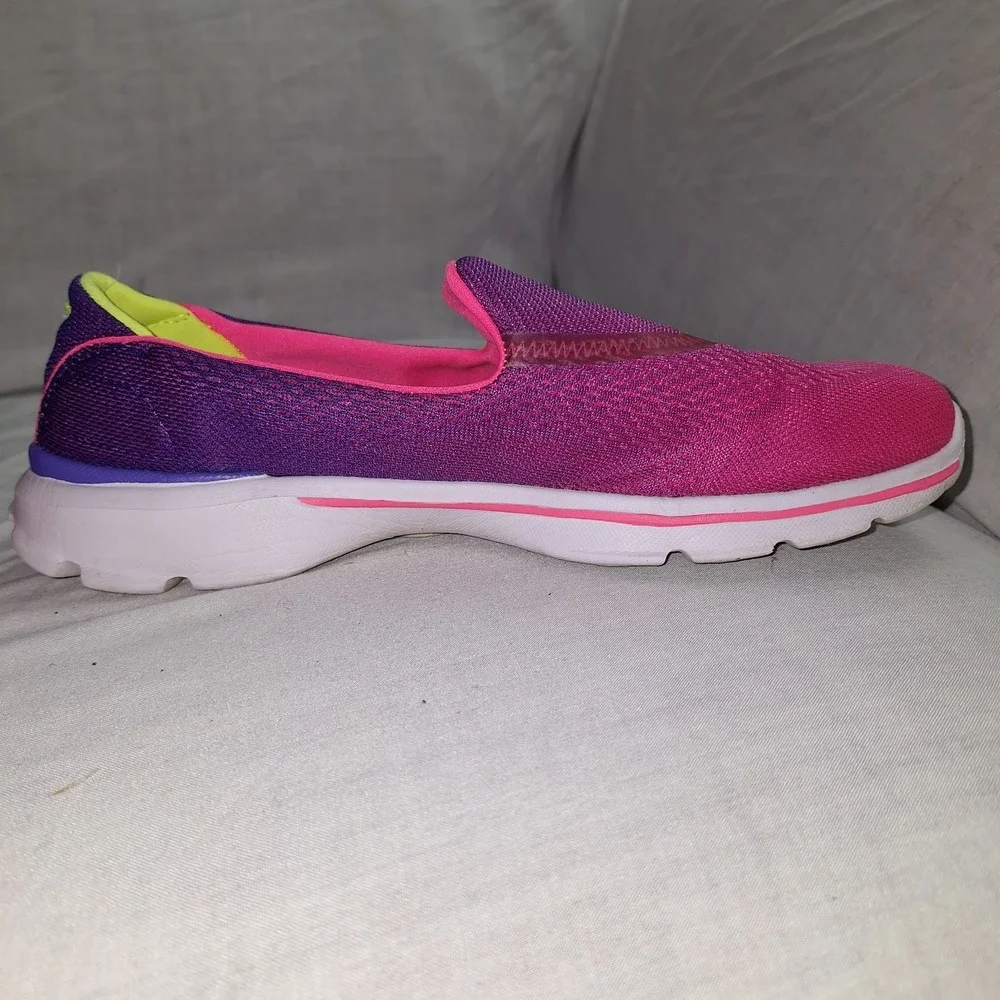 Skechers these goga